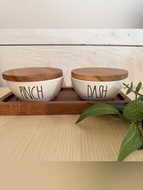 Set of two Rae Dunn pinch pots with wood lids and tray